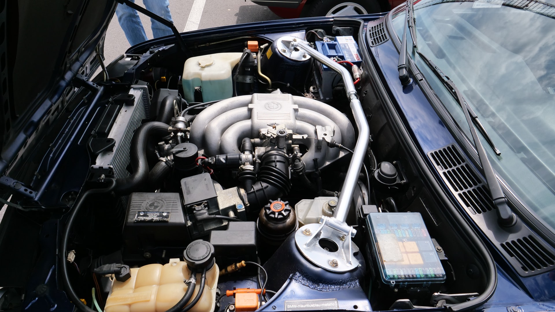 Proper Car Engine Care: Oil Change and Engine Cleanup