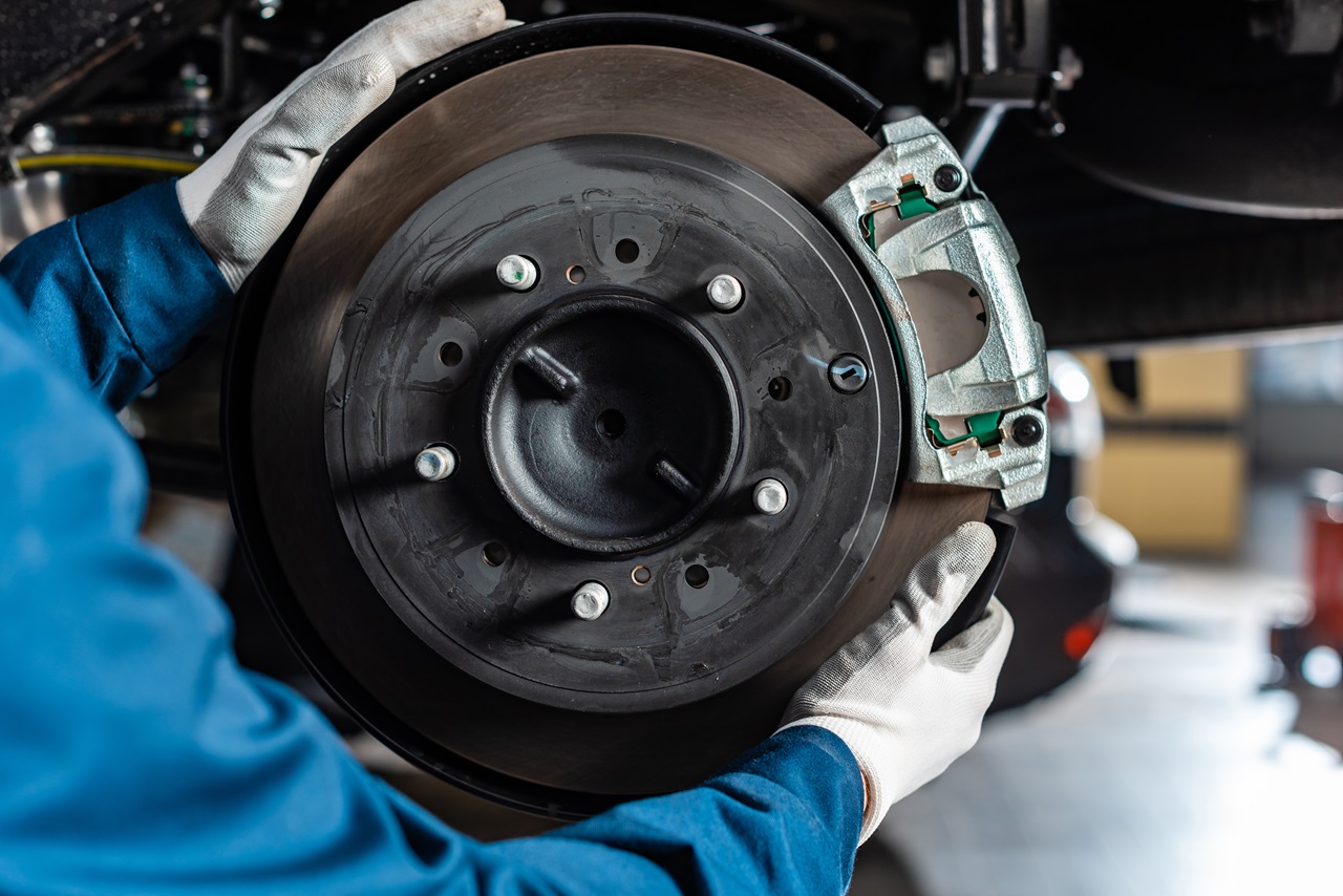Diagnosing and Preventing Brake Issues: Your Ultimate Guide to Brake Service and Maintenance